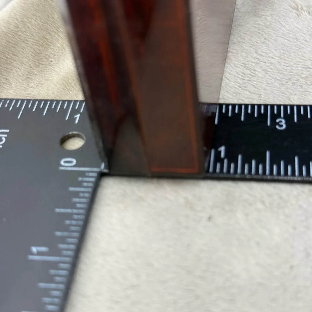 Vintage Plastic Compact Rootbeer READ